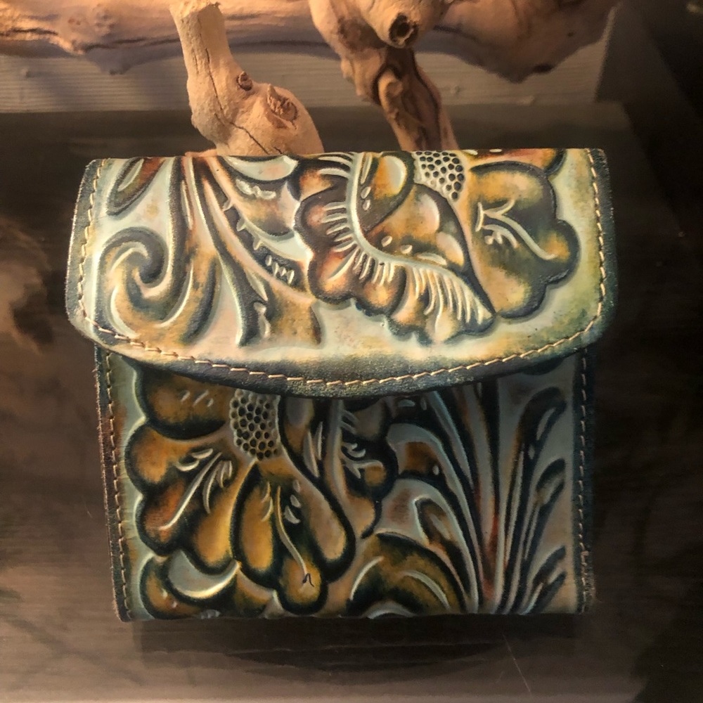 Patricia Nash Turquoise Floral tooled Wallet…new w/out tags beautiful wallet